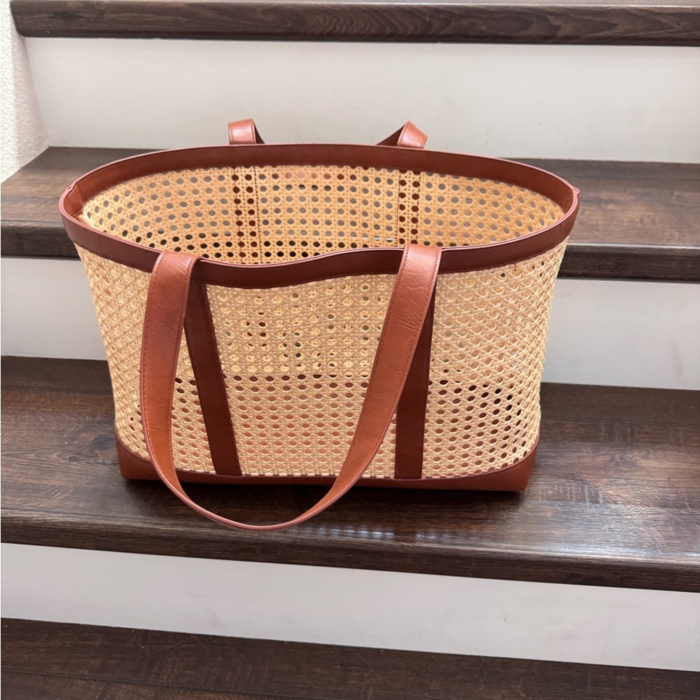 Universal Thread Tan and Brown caning Bag